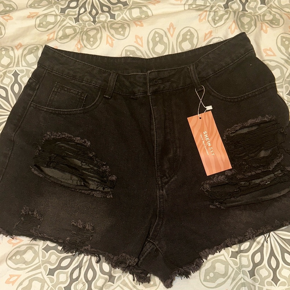 SHEIN High Wasited Distressed Jean Shorts